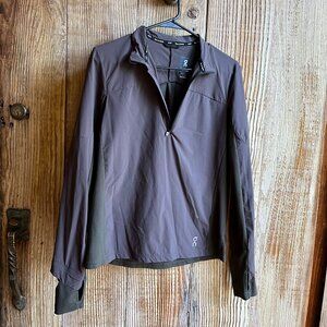 ON Trail Breaker - Plum, Size Small, Like New